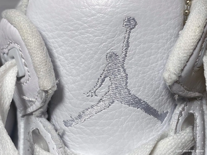Rep LUCY White 136064-111 Air Jordan Retro 3 Triple 0630